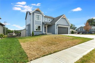 1515 NW Whispering Court, Grain Valley, MO 64029