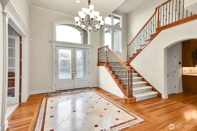 8225 155th Avenue SE, Newcastle, WA 98059