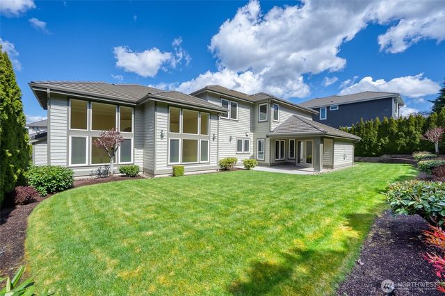 8225 155th Avenue SE, Newcastle, WA 98059