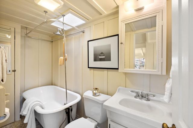 683 Ocean View Boulevard, Pacific Grove, CA 93950