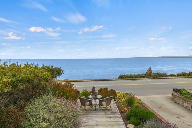683 Ocean View Boulevard, Pacific Grove, CA 93950