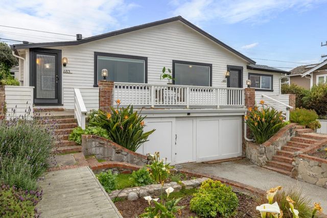 683 Ocean View Boulevard, Pacific Grove, CA 93950