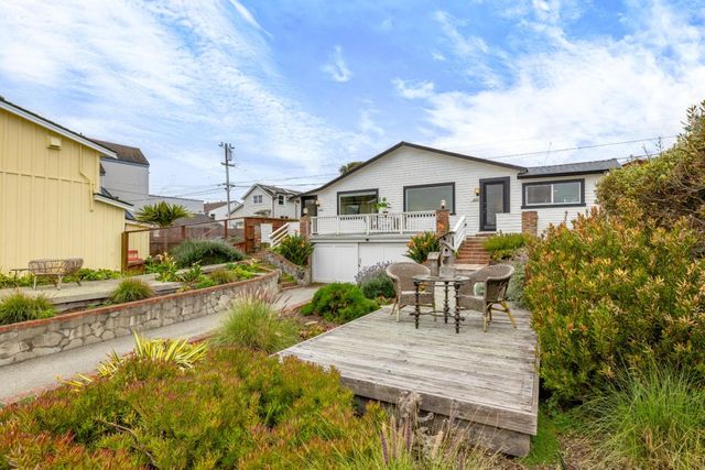 683 Ocean View Boulevard, Pacific Grove, CA 93950