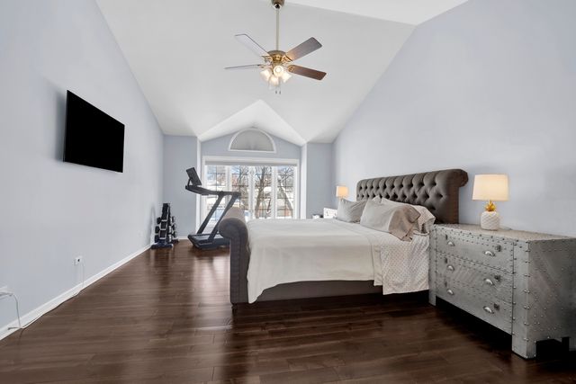 316 S Redfield Court, Park Ridge, IL 60068