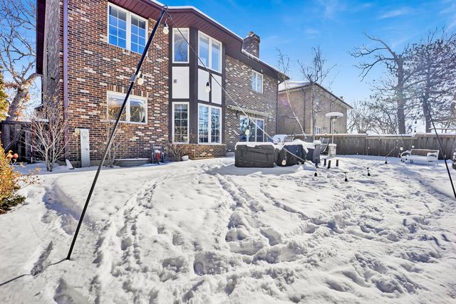 316 S Redfield Court, Park Ridge, IL 60068