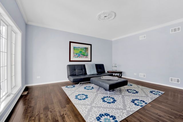 316 S Redfield Court, Park Ridge, IL 60068