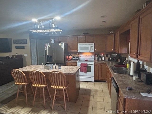 2241 Ryleigh Circle NW, Ramsey, IN 47166