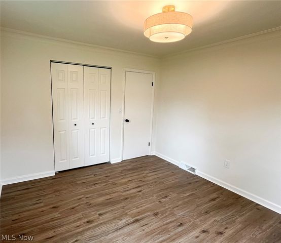 42009 Adelbert Street, Elyria, OH 44035