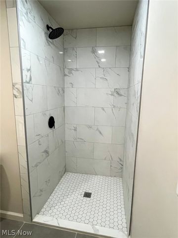 42009 Adelbert Street, Elyria, OH 44035