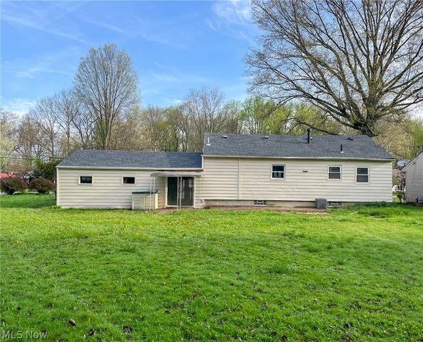 42009 Adelbert Street, Elyria, OH 44035
