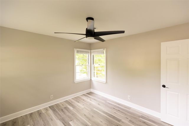 22 Steele ST, Lampasas, TX 76550