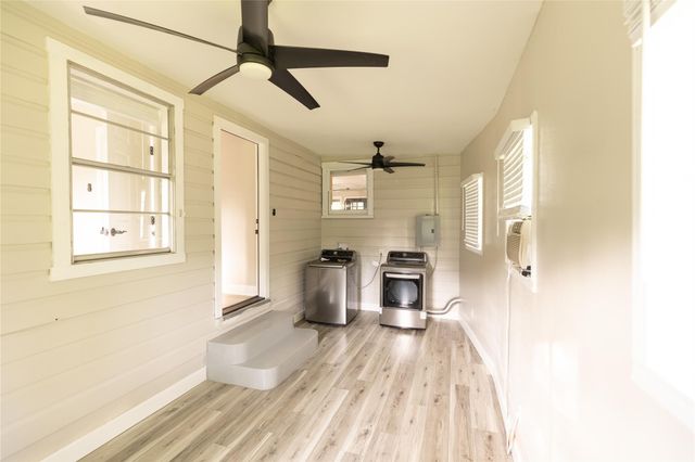 22 Steele ST, Lampasas, TX 76550