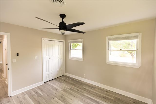 22 Steele ST, Lampasas, TX 76550