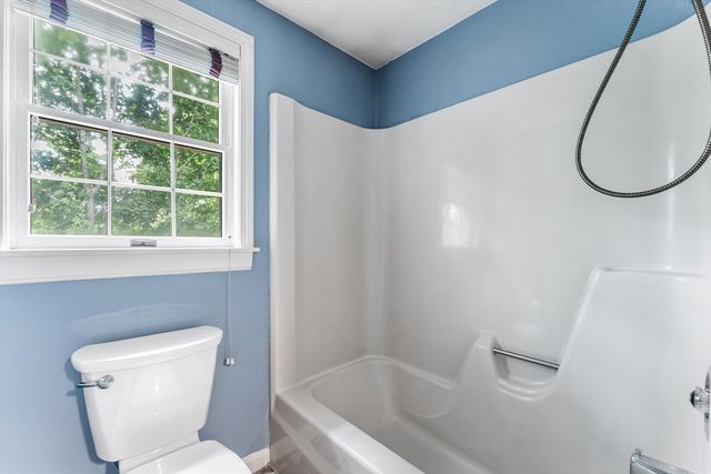 27 Quincy Ave 27, Dedham, MA 02026