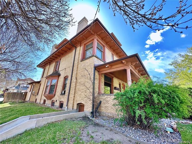 1580 VINE Street, Denver, CO 80206
