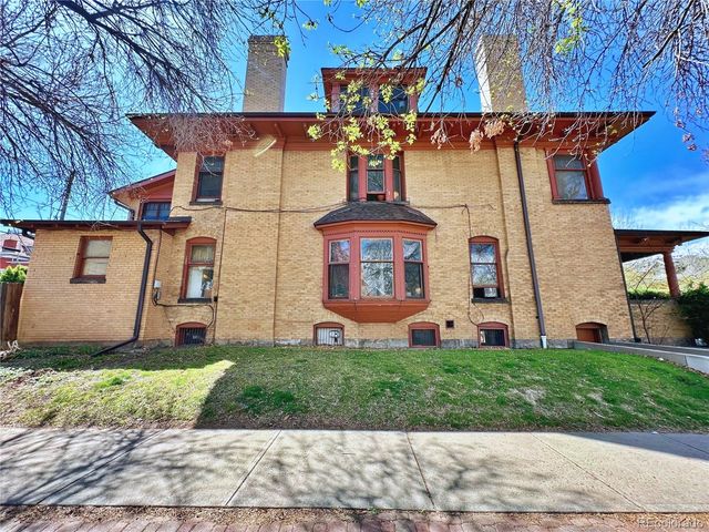 1580 VINE Street, Denver, CO 80206