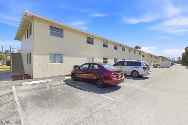 3325 Airport RD N S8, Naples, FL 34105