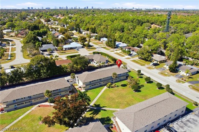 3325 Airport RD N S8, Naples, FL 34105