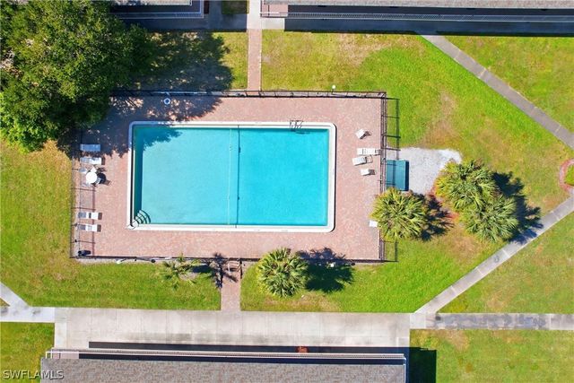 3325 Airport RD N S8, Naples, FL 34105