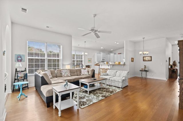 500 Chapel Hill Ct., Myrtle Beach, SC 29588