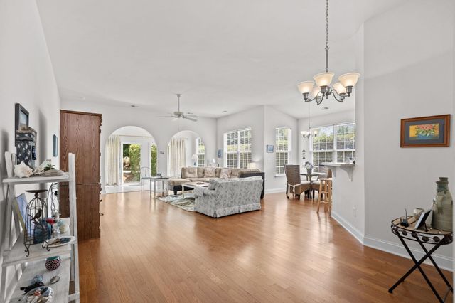 500 Chapel Hill Ct., Myrtle Beach, SC 29588