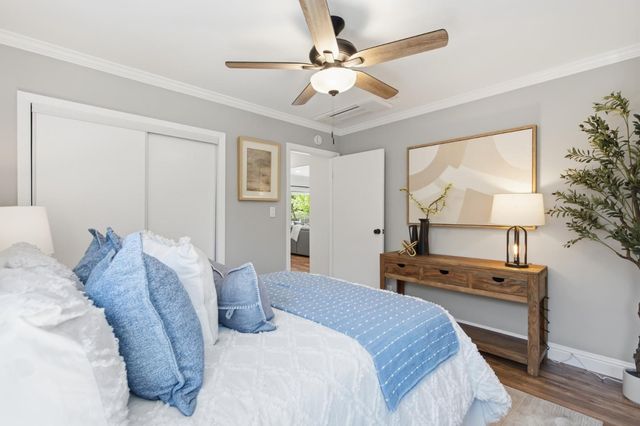 916 5th Avenue, Redwood City, CA 94063