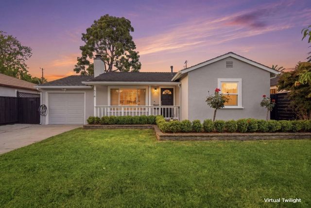 916 5th Avenue, Redwood City, CA 94063