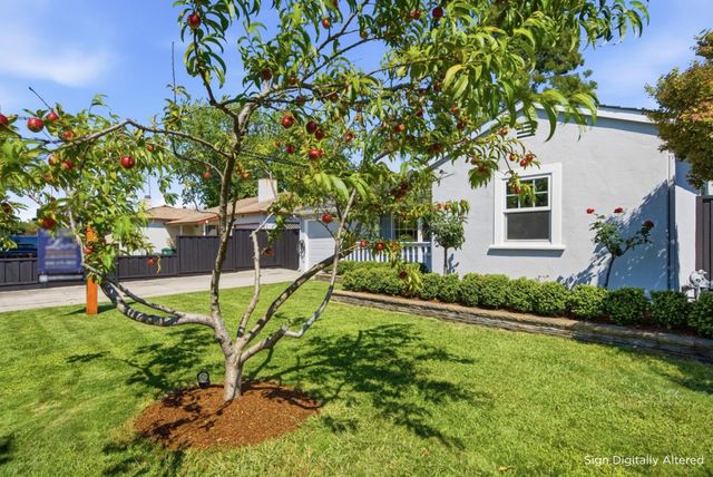 916 5th Avenue, Redwood City, CA 94063