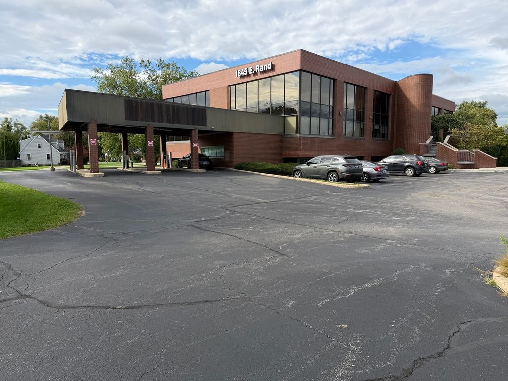 1845 E Rand Road L111, Arlington Heights, IL 60004 — exterior