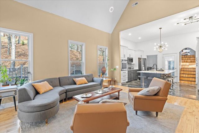 7347 Coastal Drive, Harrison, TN 37341