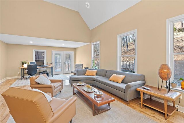 7347 Coastal Drive, Harrison, TN 37341