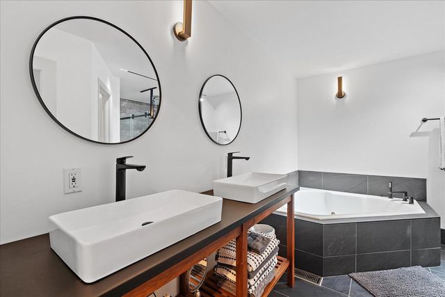 7347 Coastal Drive, Harrison, TN 37341