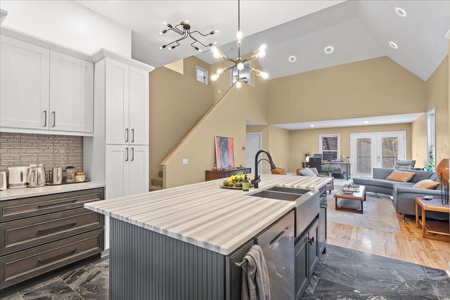 7347 Coastal Drive, Harrison, TN 37341