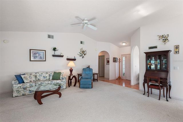462 SWEETWATER WAY, Haines City, FL 33844