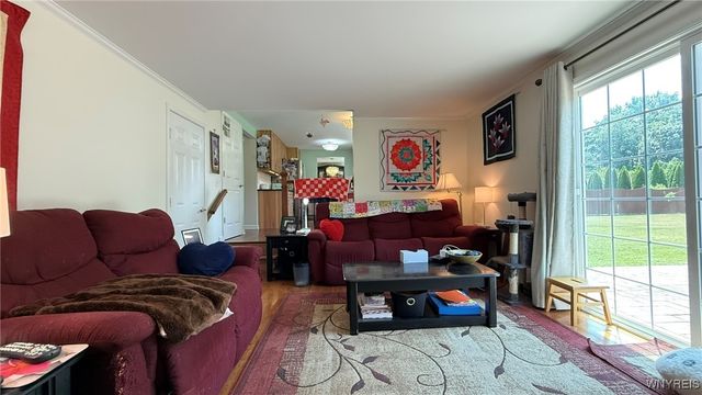 100 Havenwood Lane, Grand Island, NY 14072