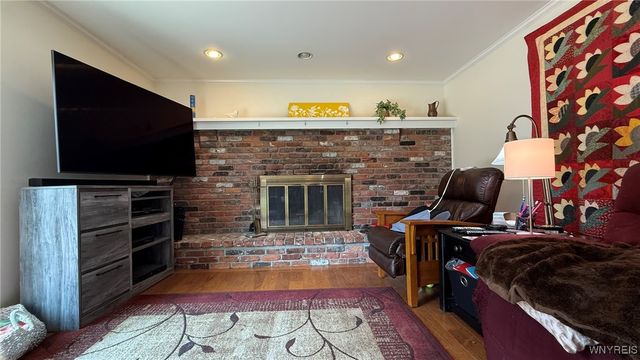 100 Havenwood Lane, Grand Island, NY 14072