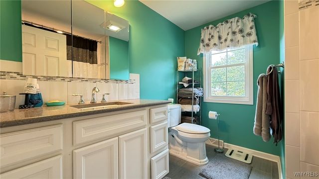 100 Havenwood Lane, Grand Island, NY 14072