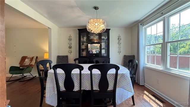 100 Havenwood Lane, Grand Island, NY 14072