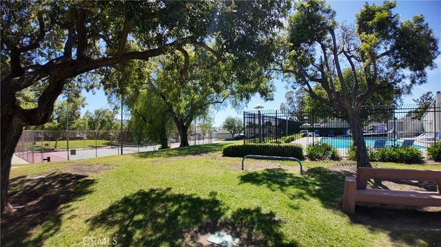 6802 Rocky Grove Court 10, Yorba Linda, CA 92886