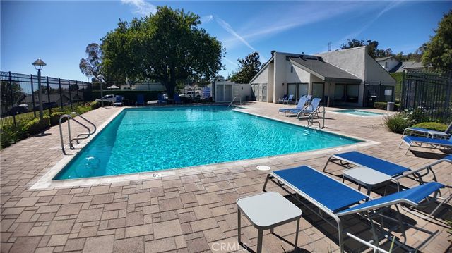 6802 Rocky Grove Court 10, Yorba Linda, CA 92886