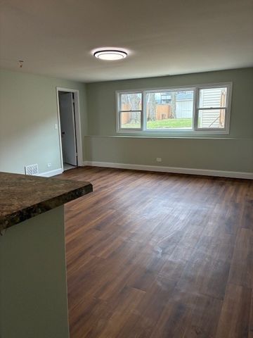 15842 Lavergne Avenue, Oak Forest, IL 60452