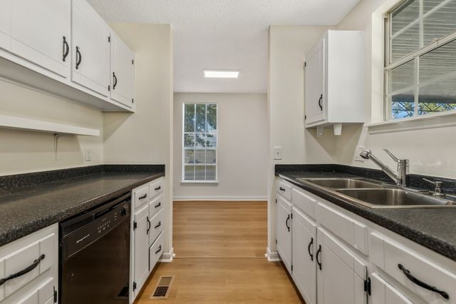 4101 Eastview Dr, Nashville, TN 37211