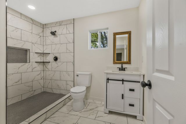 4101 Eastview Dr, Nashville, TN 37211