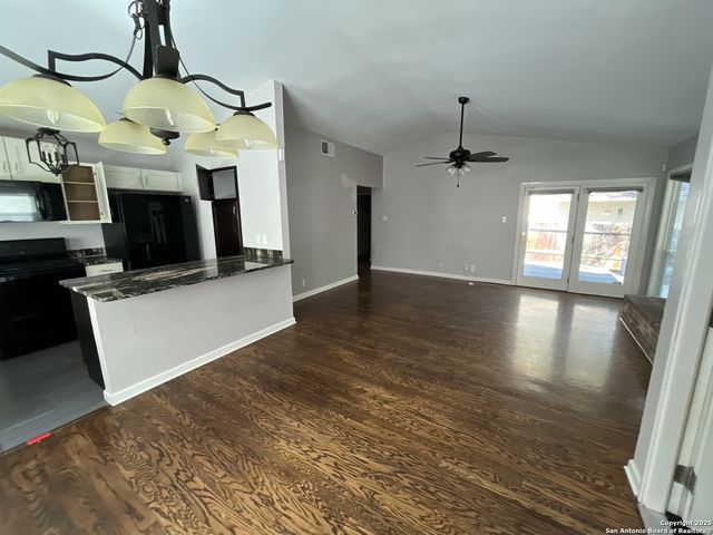 12146 Lemom Blossom, San Antonio, TX 78247