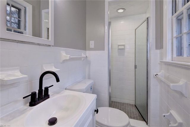 220 Stag TER, Newport News, VA 23602