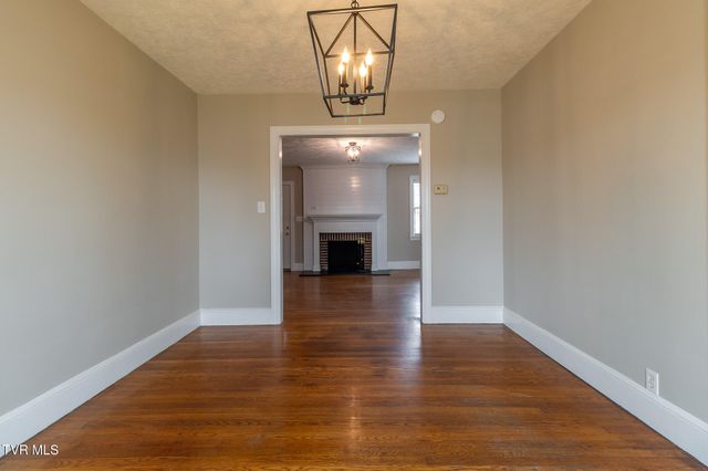 165 West Sevier Avenue, Kingsport, TN 37660