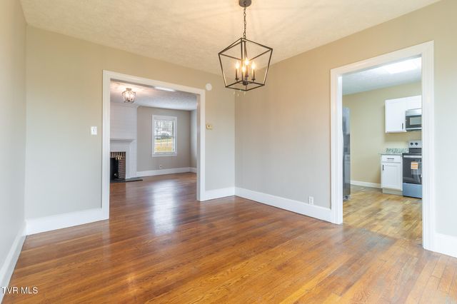 165 West Sevier Avenue, Kingsport, TN 37660