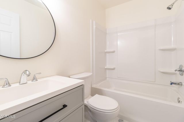 165 West Sevier Avenue, Kingsport, TN 37660