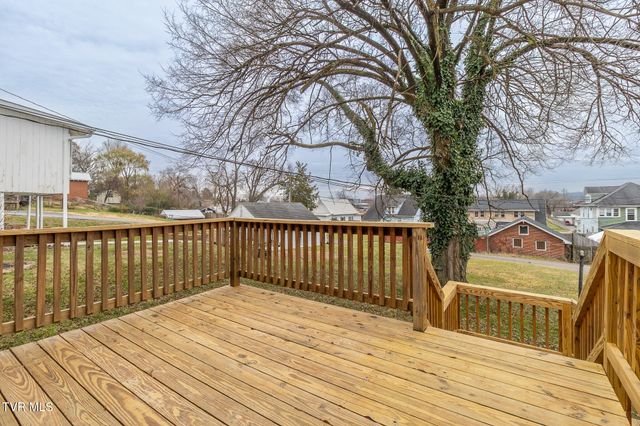 165 West Sevier Avenue, Kingsport, TN 37660