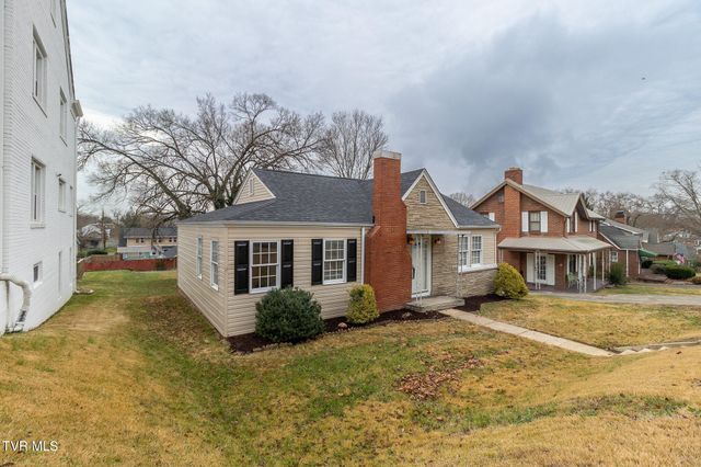 165 West Sevier Avenue, Kingsport, TN 37660